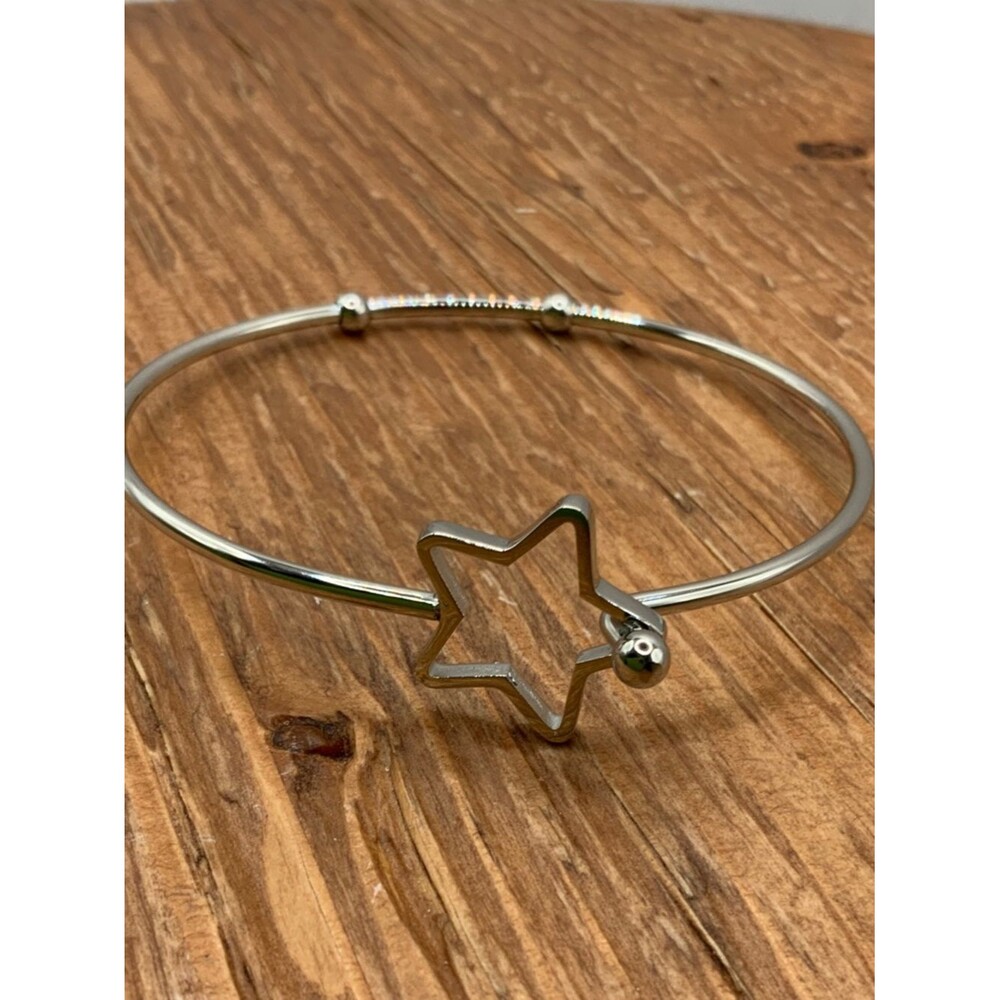 Plunder Design Silver Tone Star Bangle Bracelet